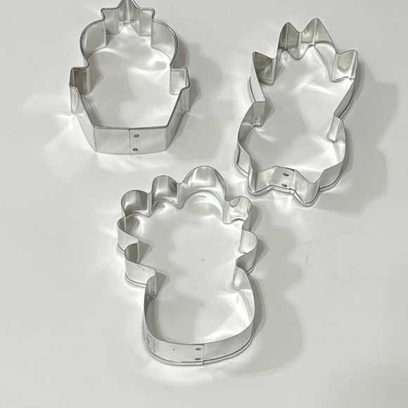 NEW Ann Clark Plant Cookie Cutters lot of three - Picture 2 of 5